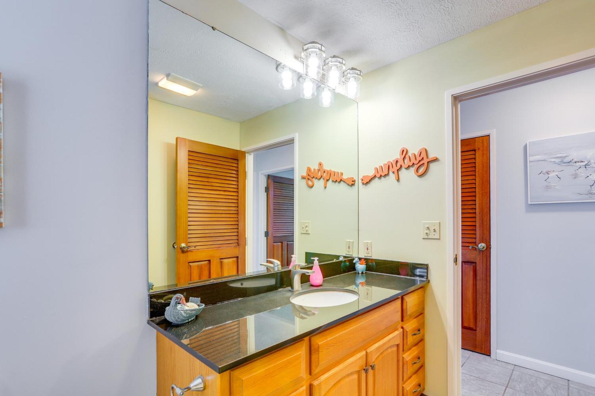 Cozy Middle Bass Island Getaway On Lake Eerie! Put-in-Bay Exterior foto
